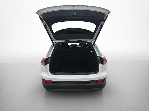 Audi Q4 e-tron 30 of 30