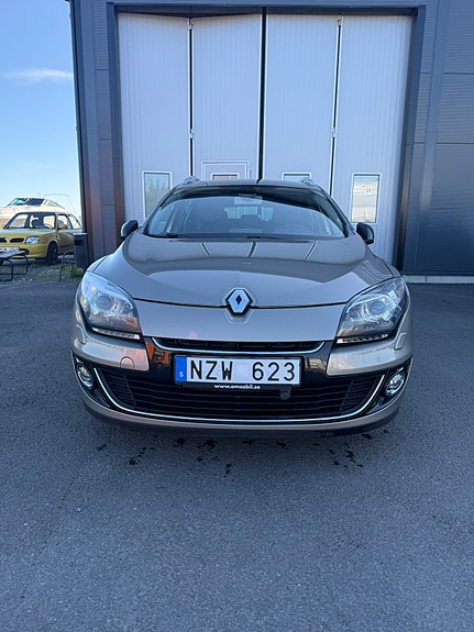 Renault Megane III 3 of 7