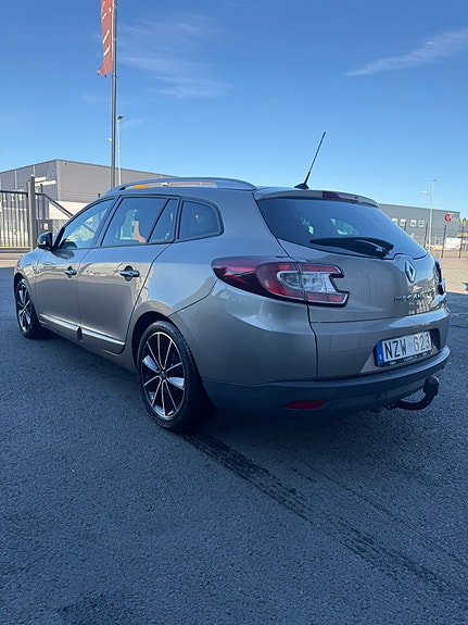 Renault Megane III 4 of 7