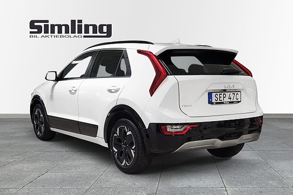 Kia Niro 2 of 13