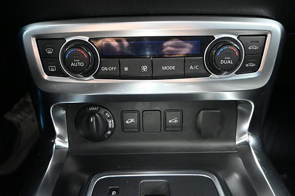 Mercedes-Benz X350 d 23 of 28