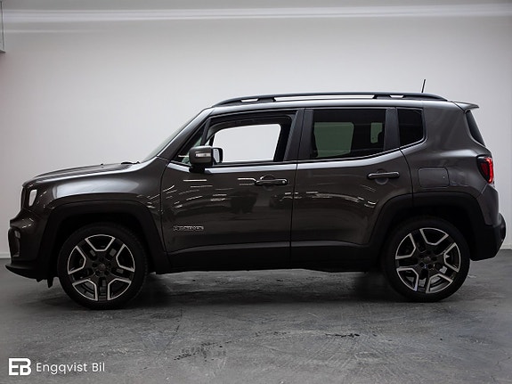 Jeep Renegade 3 of 30