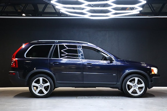 Volvo XC90 6 of 27