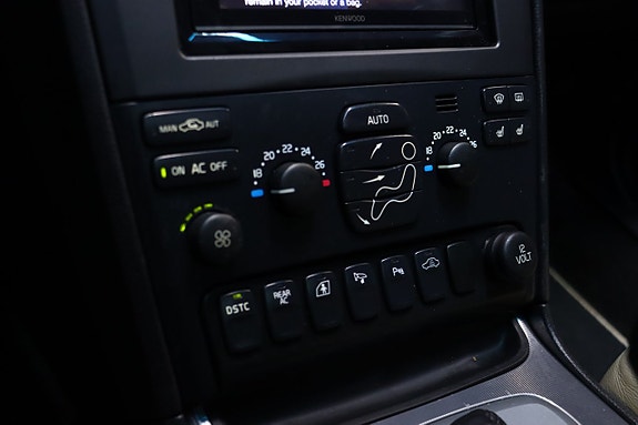 Volvo XC90 23 of 27