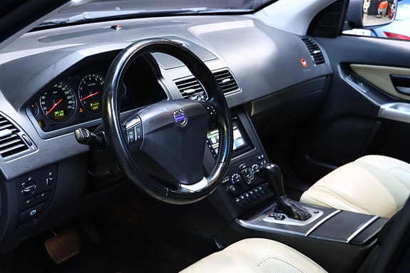 Volvo XC90 9 of 27