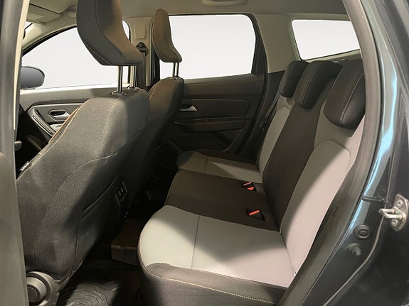 Dacia Duster 9 of 19