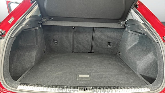 Audi Q3 12 of 12