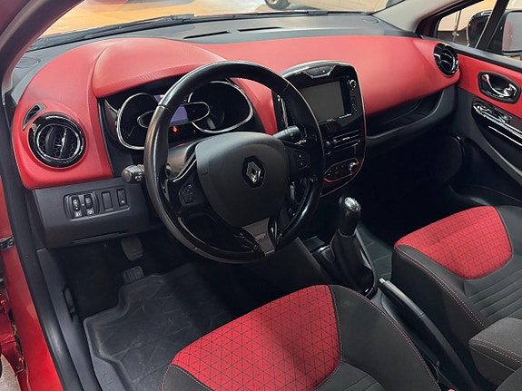 Renault Clio 7 of 16
