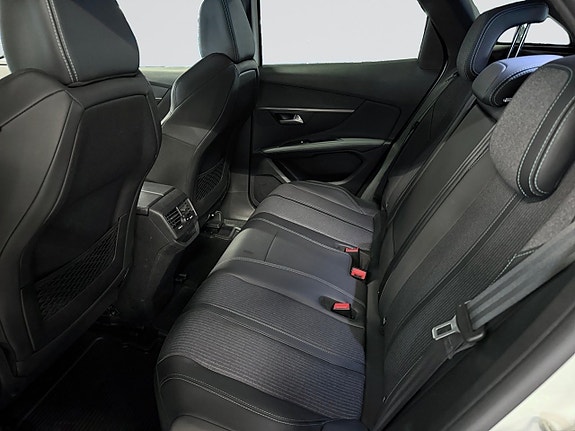 Peugeot 3008 14 of 22
