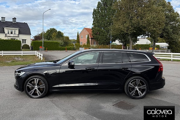 Volvo V60 11 of 16