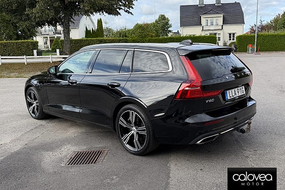 Volvo V60 13 of 16