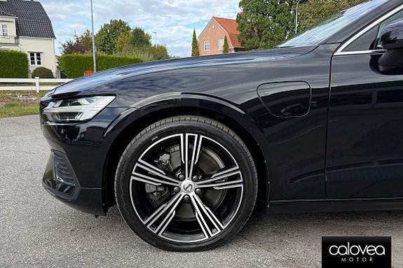 Volvo V60 7 of 16