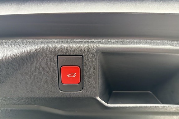 Peugeot 5008 16 of 23