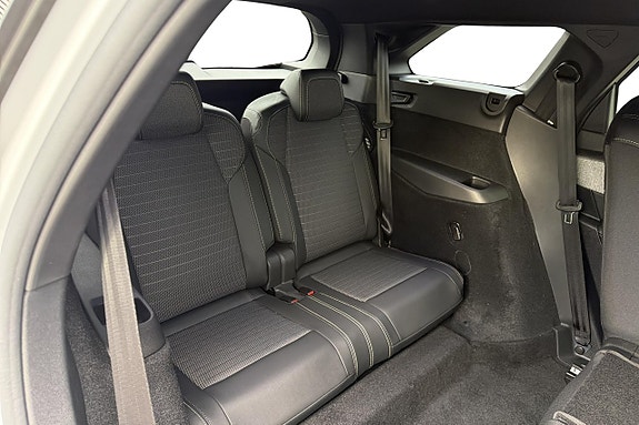 Peugeot 5008 14 of 23