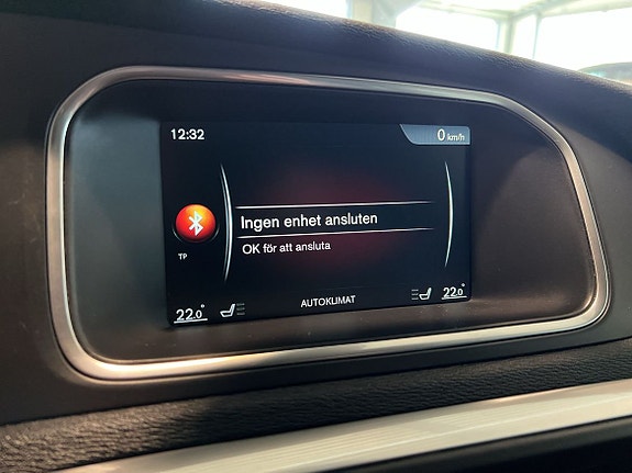 Volvo V40 Cross Country 28 of 28