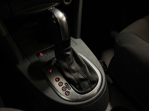 Volkswagen Caddy 12 of 17