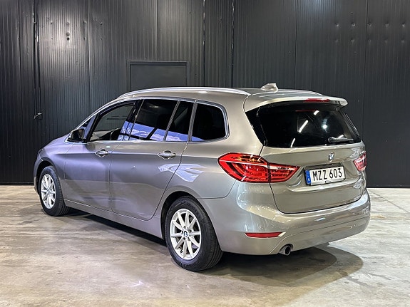 BMW 218 4 of 24