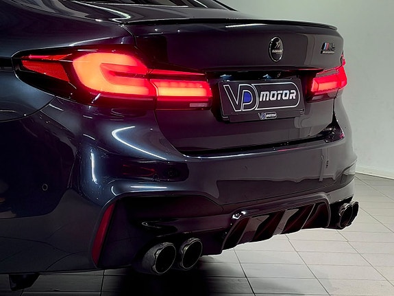 BMW M5 10 of 30