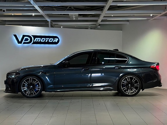 BMW M5 3 of 30
