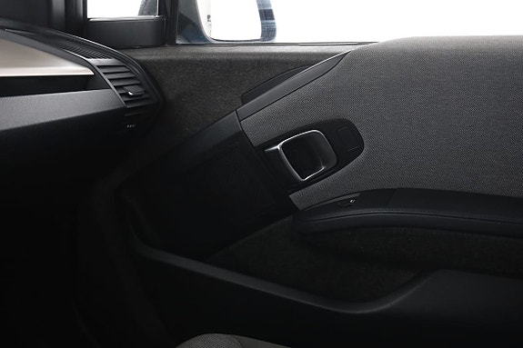 BMW i3 28 of 30