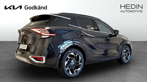 Kia Sportage 2 of 12