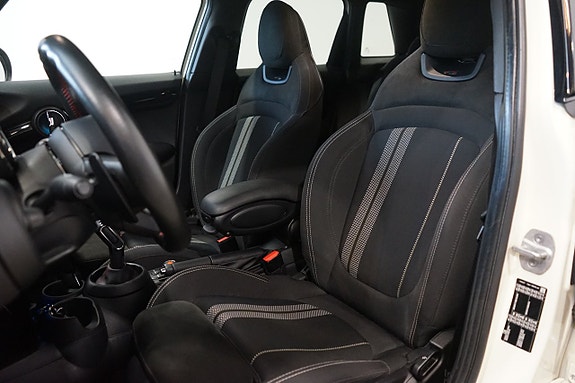 MINI John Cooper Works 11 of 14