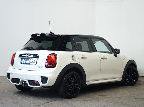 MINI John Cooper Works 4 of 14