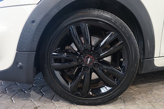 MINI John Cooper Works 5 of 14