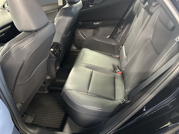 Lexus NX450h+ 10 of 11