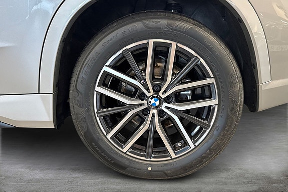 BMW X1 14 of 19
