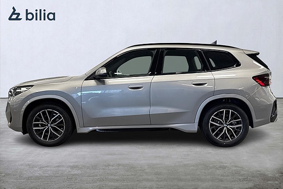 BMW X1 3 of 19