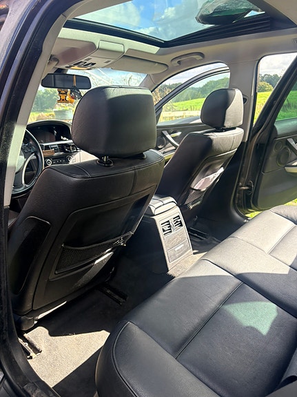 BMW 325d 4 of 7