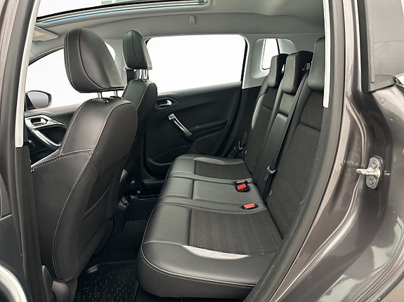 Peugeot 2008 29 of 30