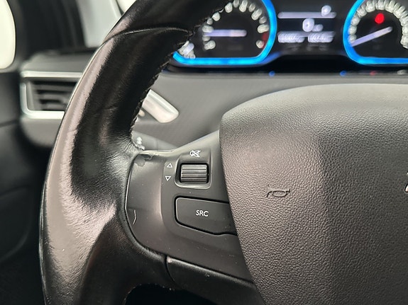 Peugeot 2008 18 of 30
