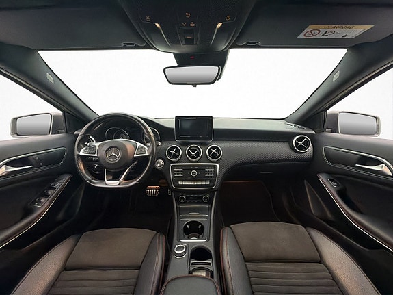 Mercedes-Benz A180 13 of 30