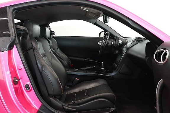 Nissan 350 Z 11 of 13