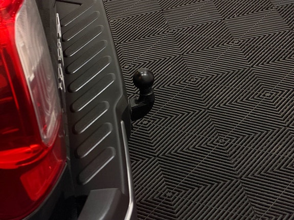 Nissan Navara 14 of 30