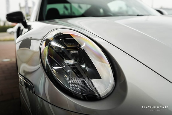 Porsche 911 Turbo S 24 of 26