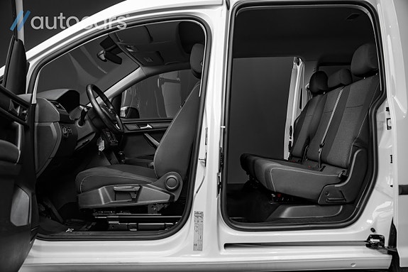 Volkswagen Caddy 28 of 29
