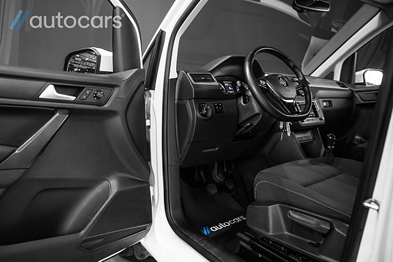 Volkswagen Caddy 14 of 29
