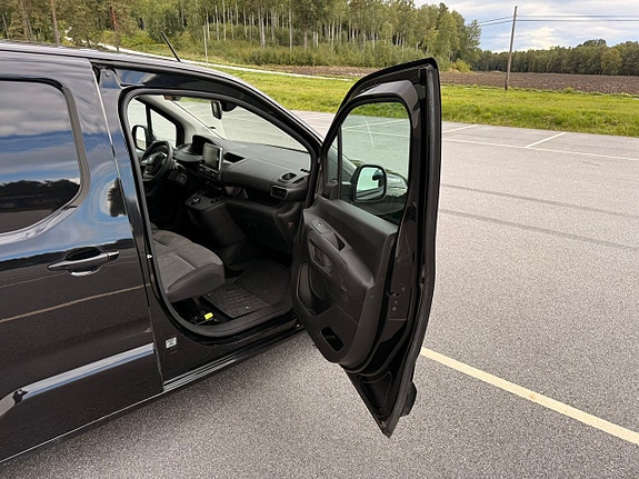 Peugeot Partner 8 of 30