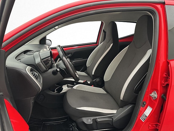 Toyota Aygo 9 of 22