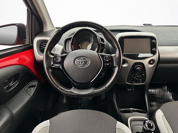 Toyota Aygo 10 of 22