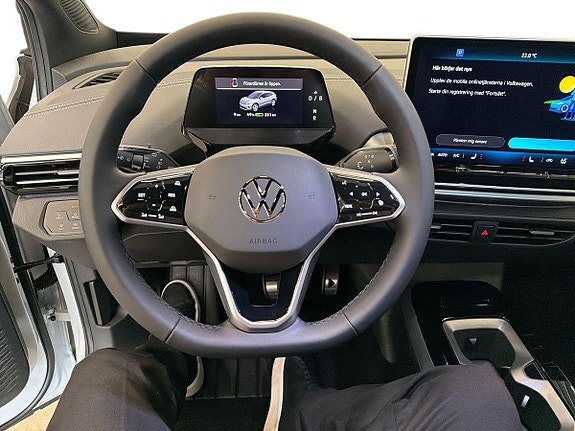Volkswagen ID.4 GTX 11 of 17