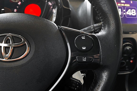 Toyota Aygo 21 of 26
