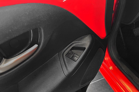 Toyota Aygo 9 of 26
