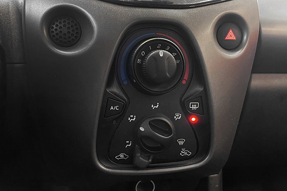Toyota Aygo 15 of 26