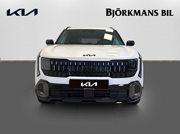 Kia Seltos 2 of 21