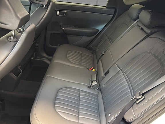 Kia Seltos 9 of 21