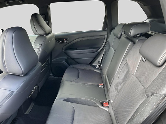 Subaru Forester 12 of 12